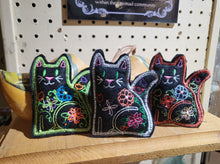 Load image into Gallery viewer, Embroidered Cat Toys