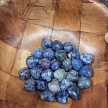 Load image into Gallery viewer, Ultra-Tiny Hearts