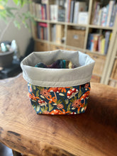 Load image into Gallery viewer, Clover Bag