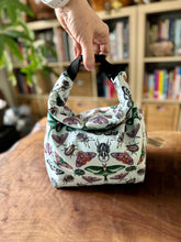 Load image into Gallery viewer, Clover Bag