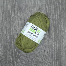 Load image into Gallery viewer, KnitCa Merino Worsted