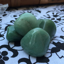 Load image into Gallery viewer, Green Aventurine Tumbles