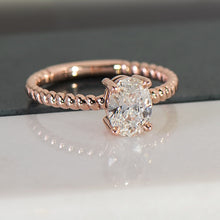 Load image into Gallery viewer, Diamond Spiral Ring in Rose Gold - Malleable Jewellers