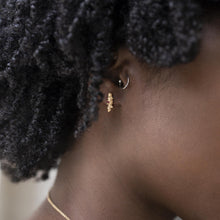Load image into Gallery viewer, Globular Kimberlite Studs in Yellow Gold - Malleable Jewellers