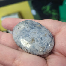 Load image into Gallery viewer, Worrystones