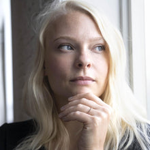 Load image into Gallery viewer, Spiral Ring in Rose Gold - Malleable Jewellers