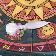 Load image into Gallery viewer, Selenite Athame