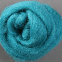 Load image into Gallery viewer, Roving Corriedale Top