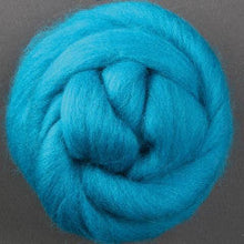 Load image into Gallery viewer, Roving Corriedale Top