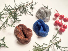 Load image into Gallery viewer, Vulva Ornament - Blue