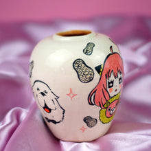 Load image into Gallery viewer, Anya Peanut Vase