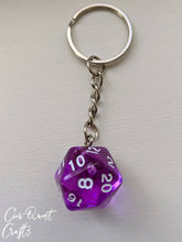 Load image into Gallery viewer, D20 Dice Key chain