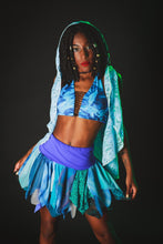 Load image into Gallery viewer, Rhapsody Ruffle Vest in Turquoise