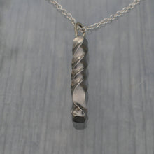Load image into Gallery viewer, Stainless Steel Fluidity Pendant