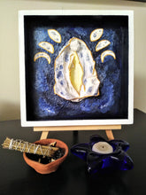 Load image into Gallery viewer, Moon Pie