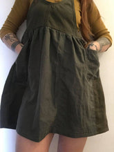 Load image into Gallery viewer, linen pinafore dress, size 8-12