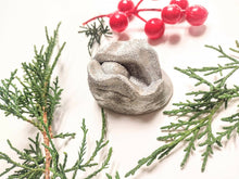 Load image into Gallery viewer, Vulva Ornament - Silver