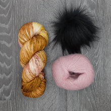 Load image into Gallery viewer, Super Cozy Hat Kit