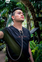 Load image into Gallery viewer, upcycled one of a kind tee w detachable chain and choker— lg