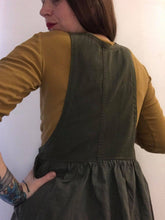 Load image into Gallery viewer, linen pinafore dress, size 8-12