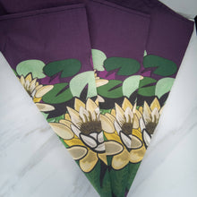 Load image into Gallery viewer, Plum Scarf