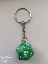 Load image into Gallery viewer, D20 Dice Key chain