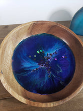Load image into Gallery viewer, Purple Nebula Wood And Resin Trinket/Ring Bowl