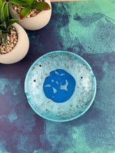 Load image into Gallery viewer, Resin Ashtray
