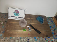 Load image into Gallery viewer, Out Of This World Alien Invasion Pompom Resin Keychain Or Purse Charm