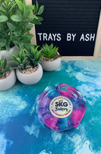 Load image into Gallery viewer, Resin Ashtray