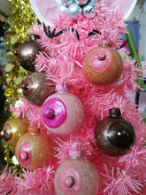 Load image into Gallery viewer, Boobs! Ornaments