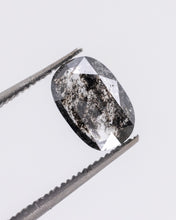 Load image into Gallery viewer, 0.61ct Oval Shaped Loose Salt &amp; Pepper Diamond
