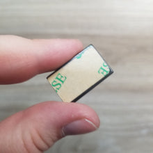 Load image into Gallery viewer, Shungite Cellphone Plates
