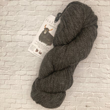 Load image into Gallery viewer, Illimani Santi II Bulky
