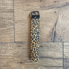 Load image into Gallery viewer, Key Fob Straps
