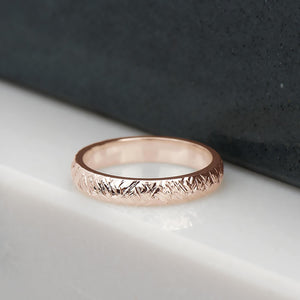 Cross - Hatched Ring in Rose Gold - Malleable Jewellers