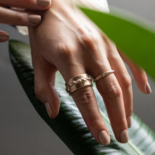 Load image into Gallery viewer, Cross - Hatched Ring in Rose Gold - Malleable Jewellers
