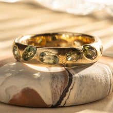 Load image into Gallery viewer, Moss Kimberlite Ring in Yellow Gold - Malleable Jewellers
