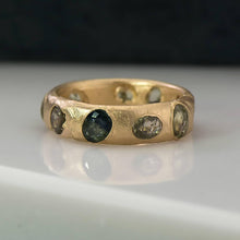 Load image into Gallery viewer, Moss Kimberlite Ring in Yellow Gold - Malleable Jewellers
