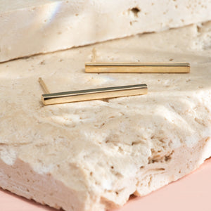 Rectangular Droplets in Yellow Gold