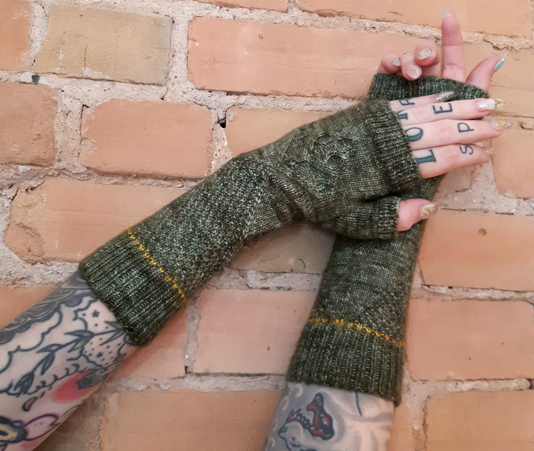warrior maiden gloves