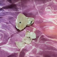 Load image into Gallery viewer, Topaz Pieces
