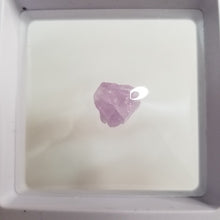 Load image into Gallery viewer, Kunzite pieces
