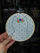 Load image into Gallery viewer, Hand embroidered floral cat silhouette with flower crown hoop art for gifts

