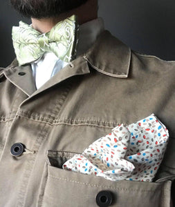 Shiny Mint Green Graphic Bow Tie with Speckled Pocket Square