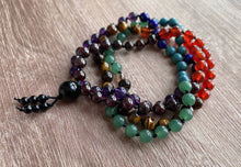 Load image into Gallery viewer, Mala necklace - Chakra Pride
