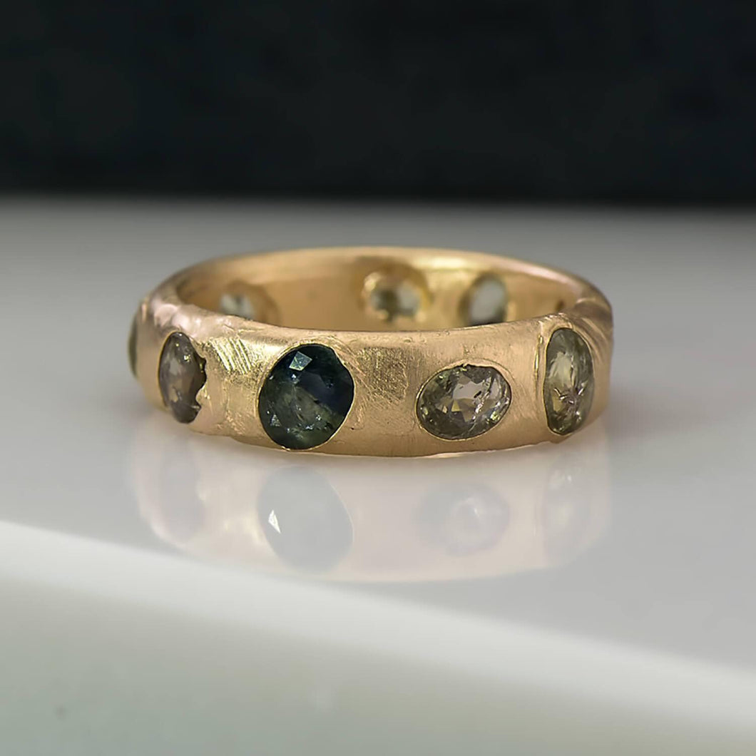 Green Sapphire Kimberlite Ring in Yellow Gold