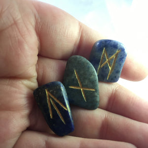 Tumbled Stone Runes