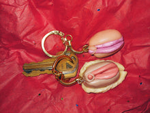 Load image into Gallery viewer, Small Vagina Keychains
