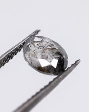 Load image into Gallery viewer, 0.90ct Oval Shaped Loose Salt &amp; Pepper Diamond
